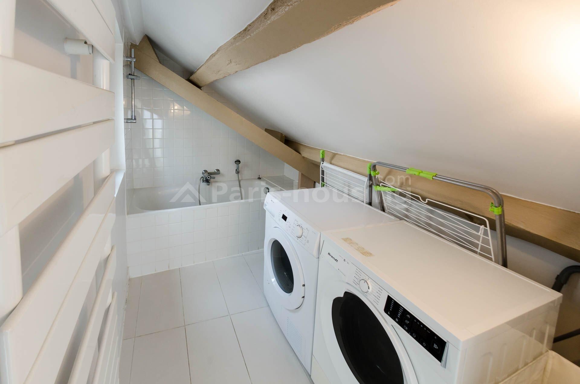 Location appartement meublé, Paris 4ème, 4 pièces, 80.6m2 - Ref: 170170 - Paris-housing - Image 10