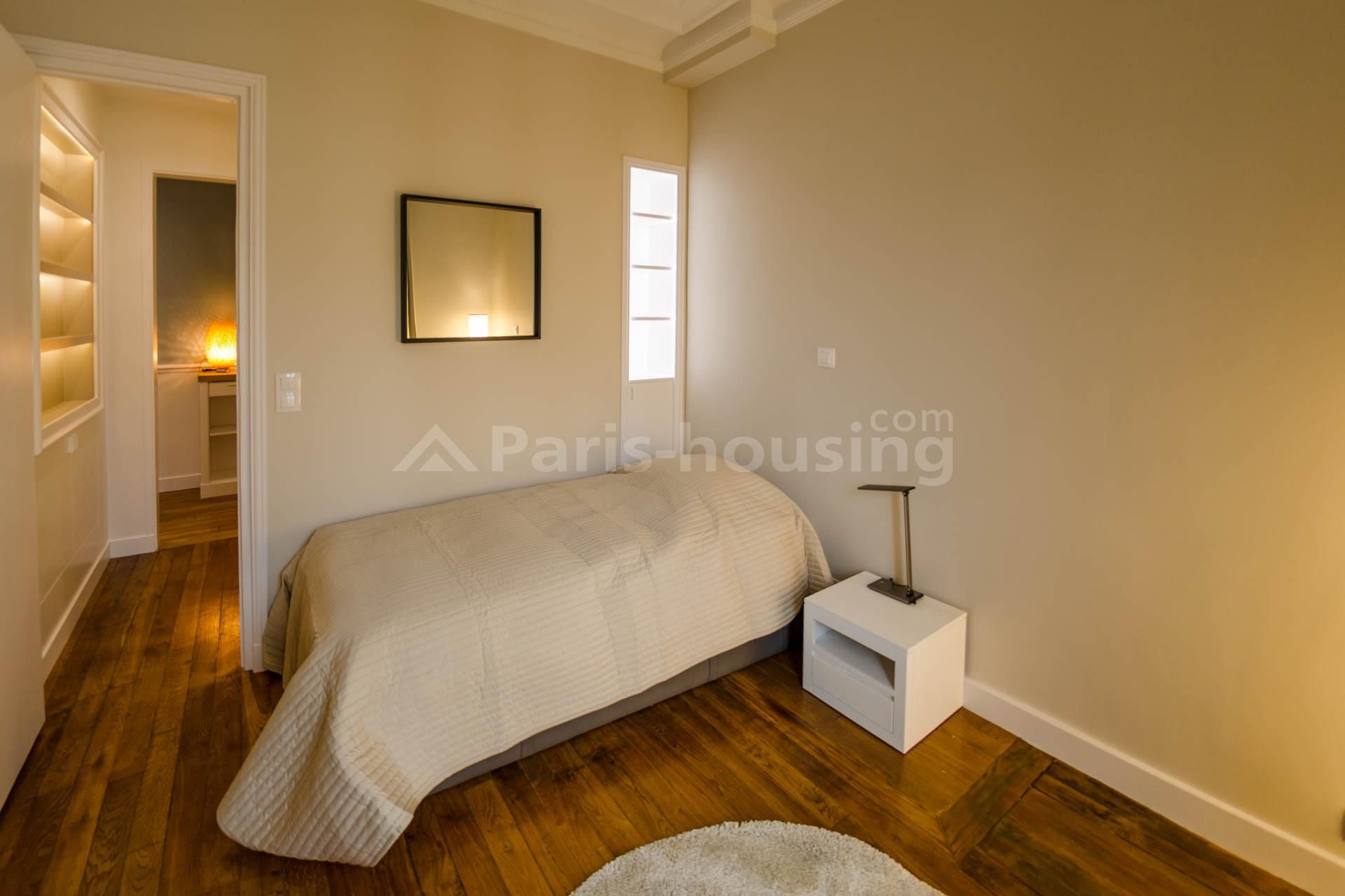 Apartment for rent furnished, Paris 7ème, 2 bedrooms, 83m2 - Ref: 170177 - Paris-housing - Image 10