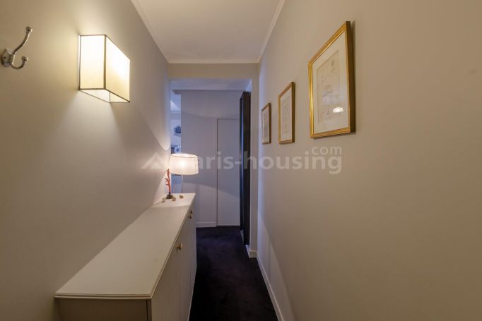 Rue Dussoubs - Paris 2ème Bourse - Montorgueil - Saint - Denis