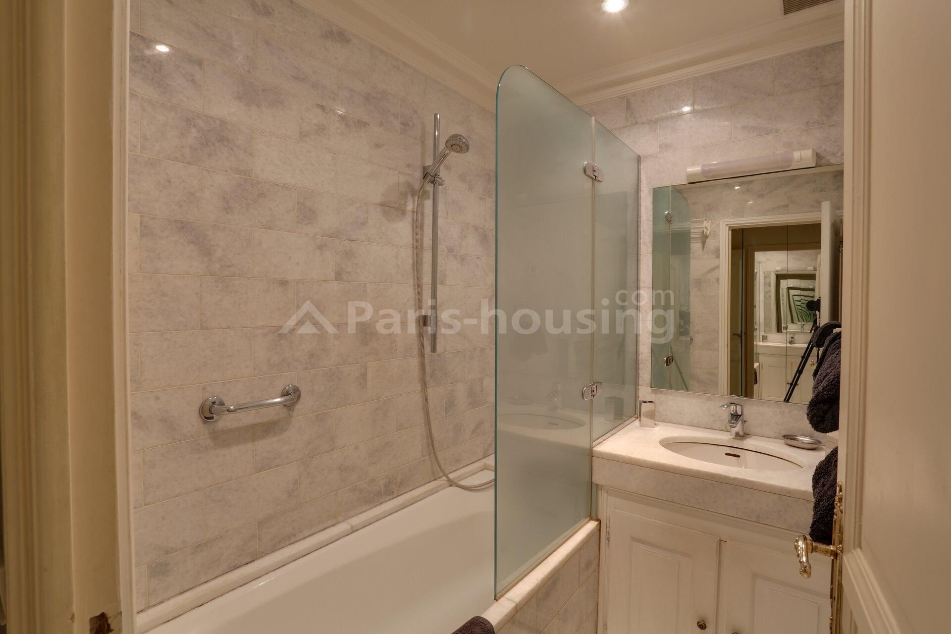 Appartement à vendre, Paris 7ème, 2 pièces, 51.75m2 - Ref: 180192 - Paris-housing - Image 7