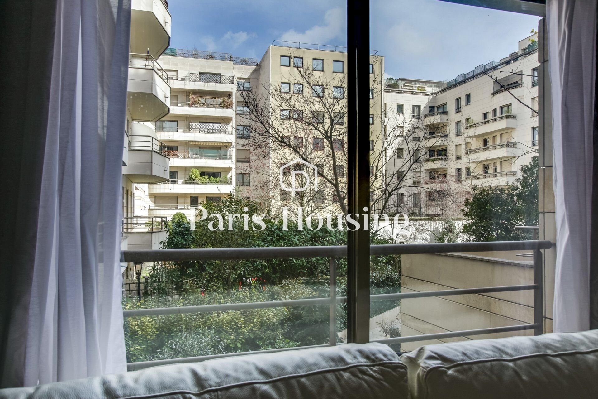 Location studio meublé, Levallois-Perret, 1 pièce, 29.42m2 - Ref: 180199 - Paris-housing - Image 2