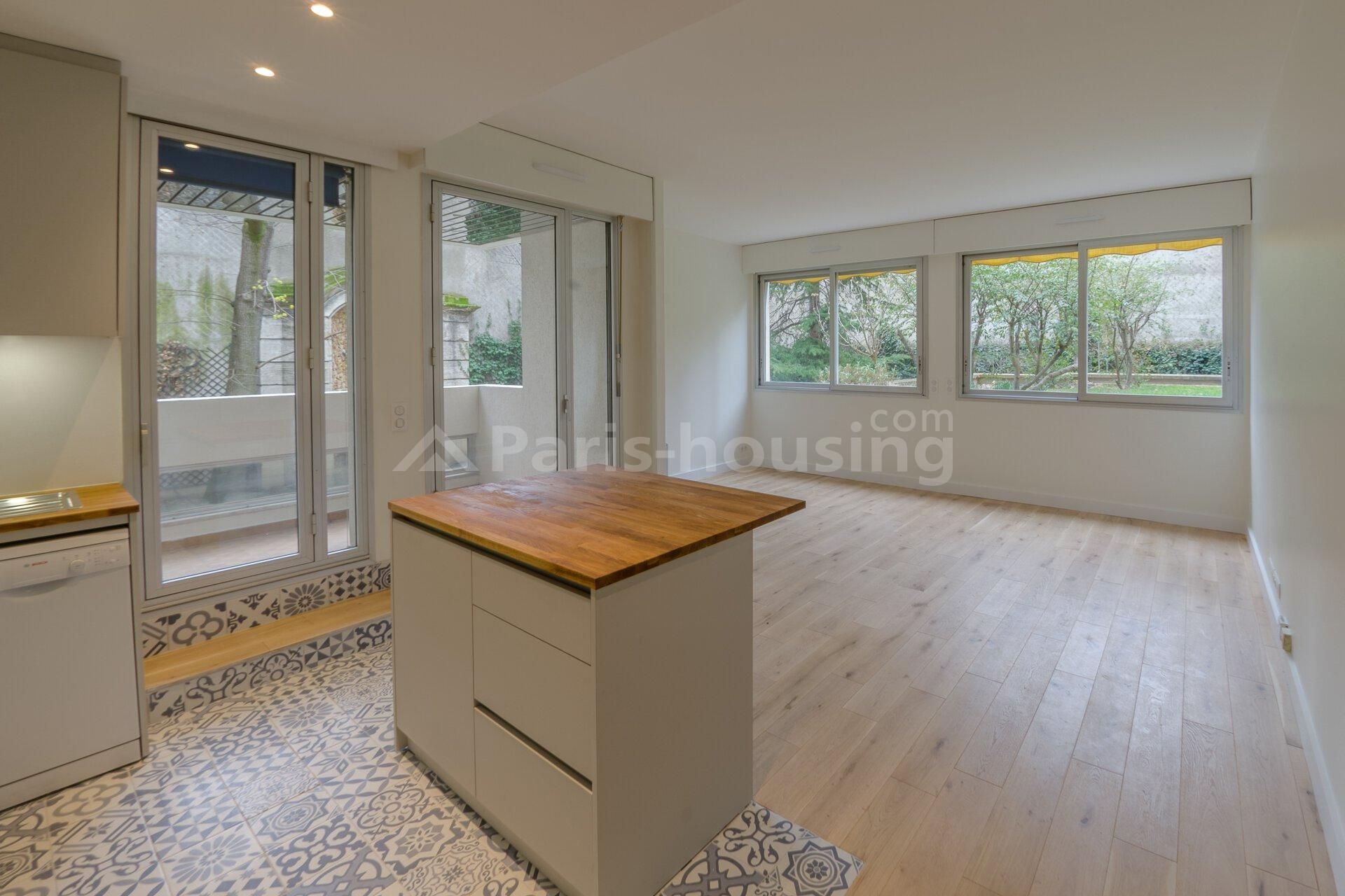 Apartment for rent unfurnished, Paris 7ème, 2 bedrooms, 68m2 - Ref: 180205 - Paris-housing - Image 1