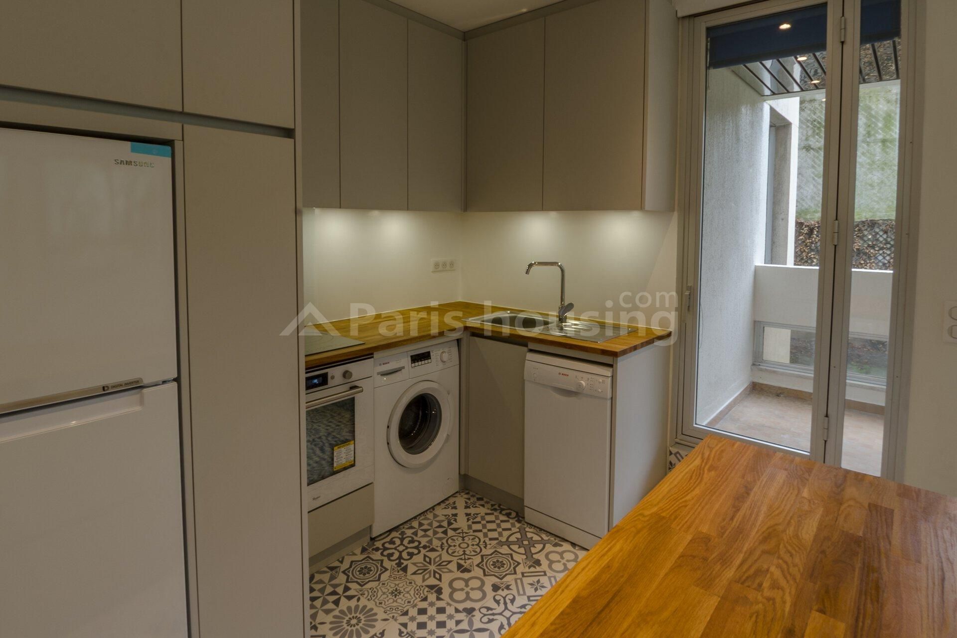 Apartment for rent unfurnished, Paris 7ème, 2 bedrooms, 68m2 - Ref: 180205 - Paris-housing - Image 4