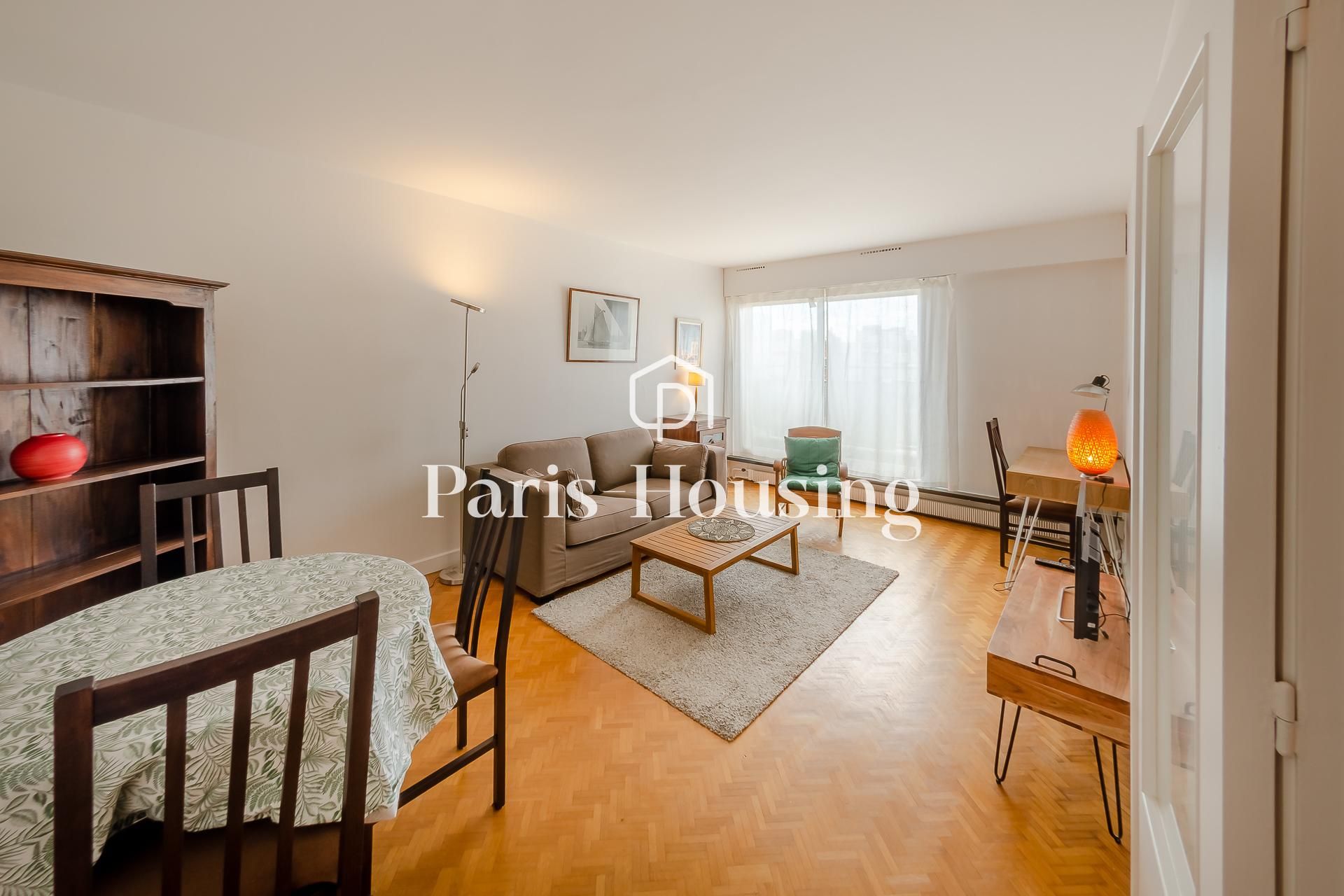 Location appartement meublé, Paris 15ème, 2 pièces, 48.13m2 - Ref: 180209 - Paris-housing - Image 2