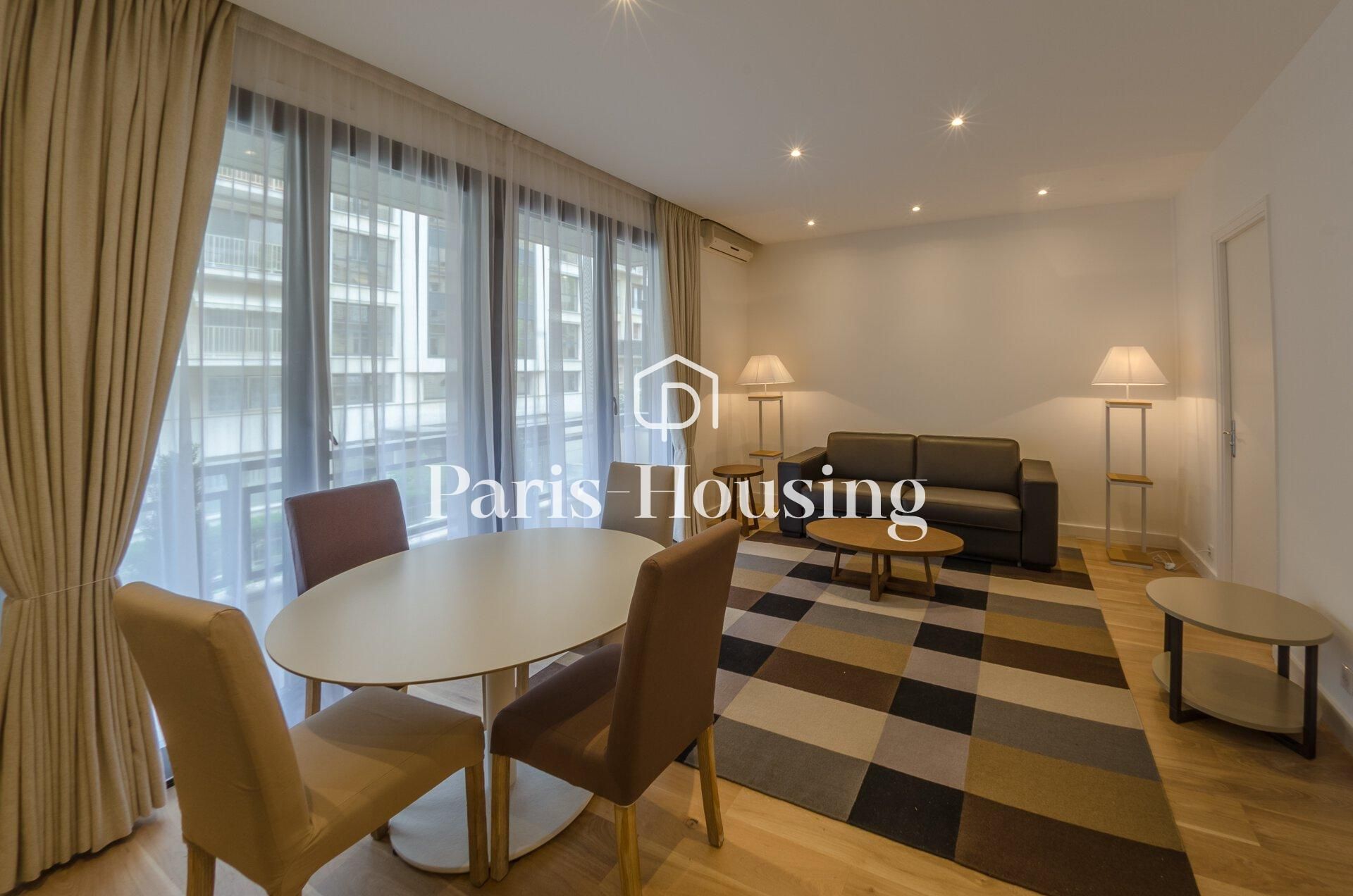 Location studio meublé, Paris 16ème, 1 pièce, 32.5m2 - Ref: 180212 - Paris-housing - Image 2