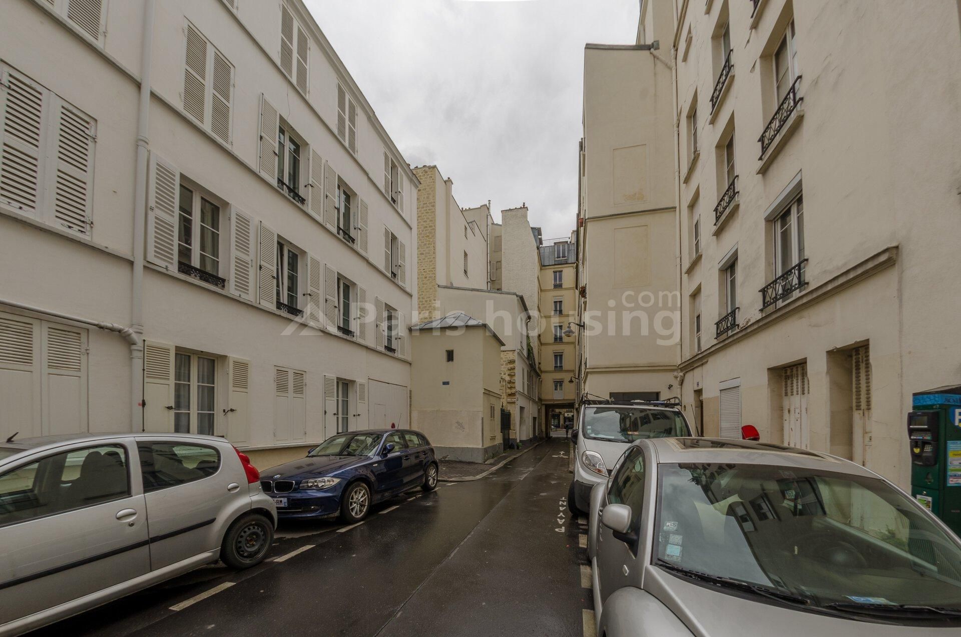 Location appartement meublé, Paris 7ème, 3 pièces, 55.6m2 - Ref: 180218 - Paris-housing - Image 12