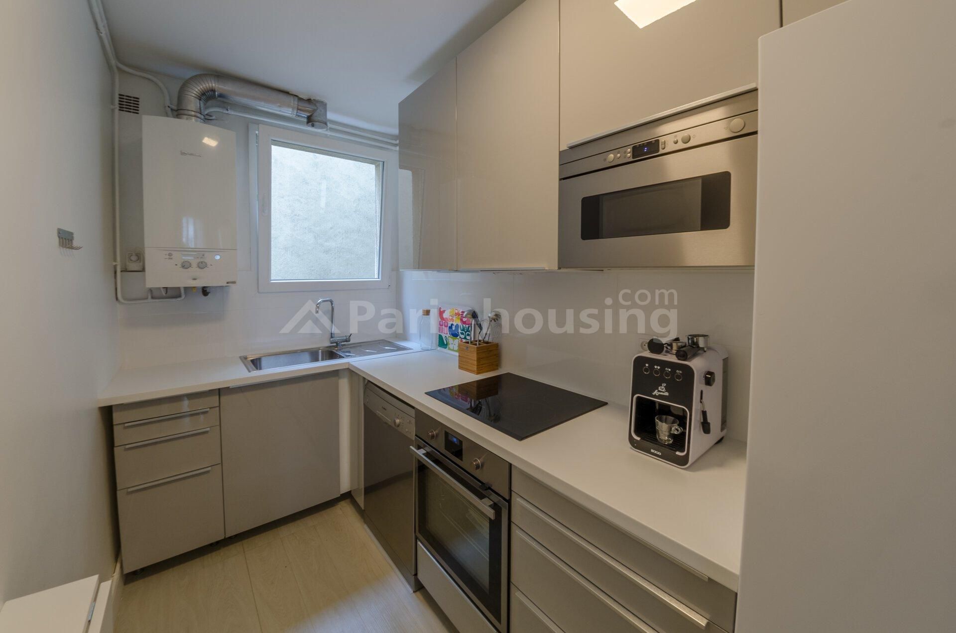 Location appartement meublé, Paris 7ème, 3 pièces, 55.6m2 - Ref: 180218 - Paris-housing - Image 5