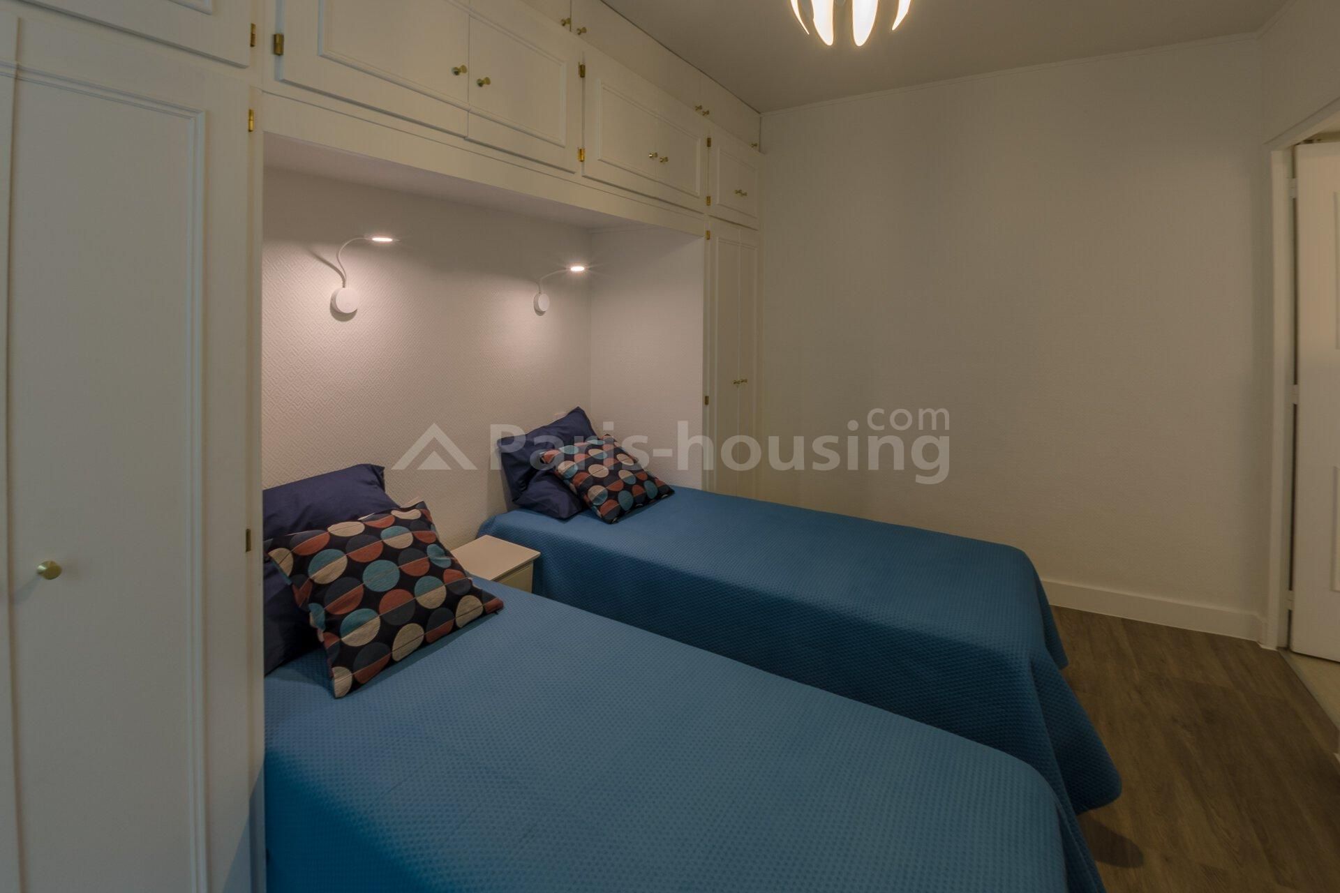 Location appartement meublé, Paris 7ème, 3 pièces, 55.6m2 - Ref: 180218 - Paris-housing - Image 10