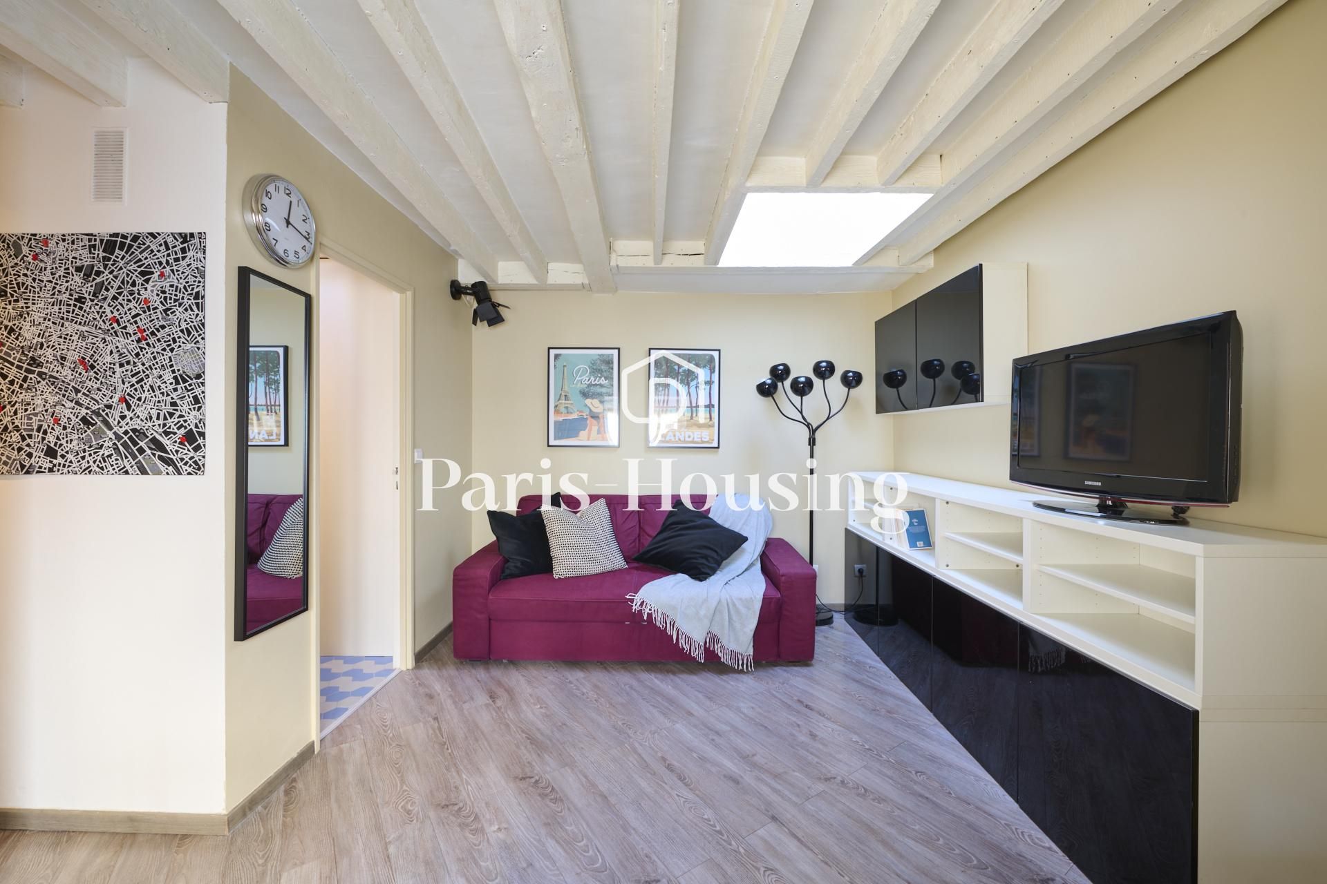 Location appartement meublé, Paris 4ème, 2 pièces, 27.29m2 - Ref: 180235 - Paris-housing - Image 2