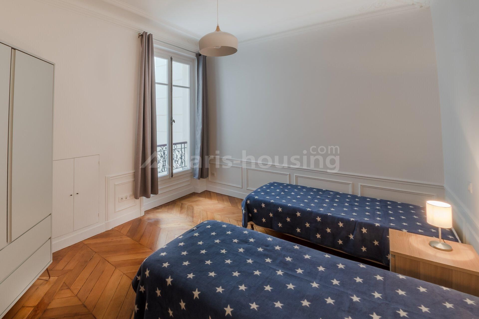 Apartment for rent furnished, Paris 6ème, 3 bedrooms, 123.84m2 - Ref: 180236 - Paris-housing - Image 12