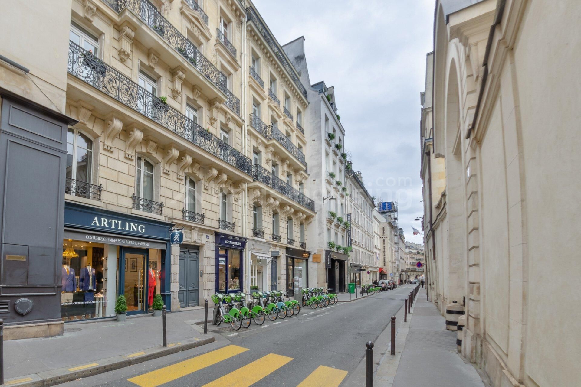 Apartment for rent furnished, Paris 6ème, 3 bedrooms, 123.84m2 - Ref: 180236 - Paris-housing - Image 15