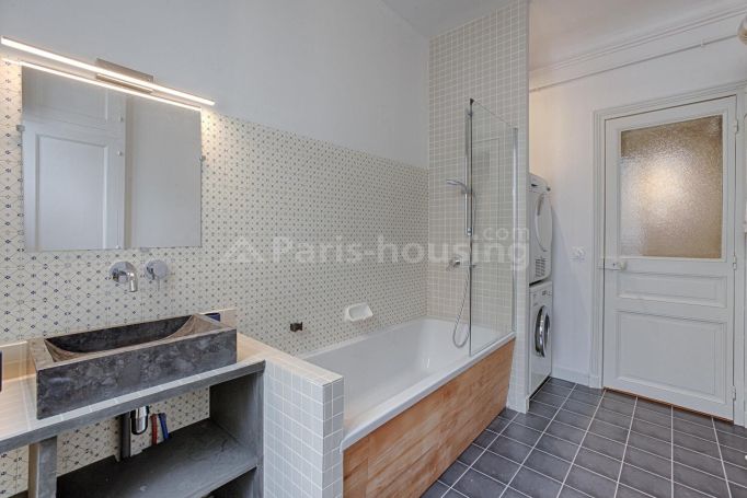 Rue de Thann - Paris 17ème Batignolles-Monceau - Courcelles – Wagram