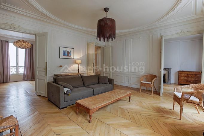 Rue de Thann - Paris 17ème Batignolles-Monceau - Courcelles – Wagram