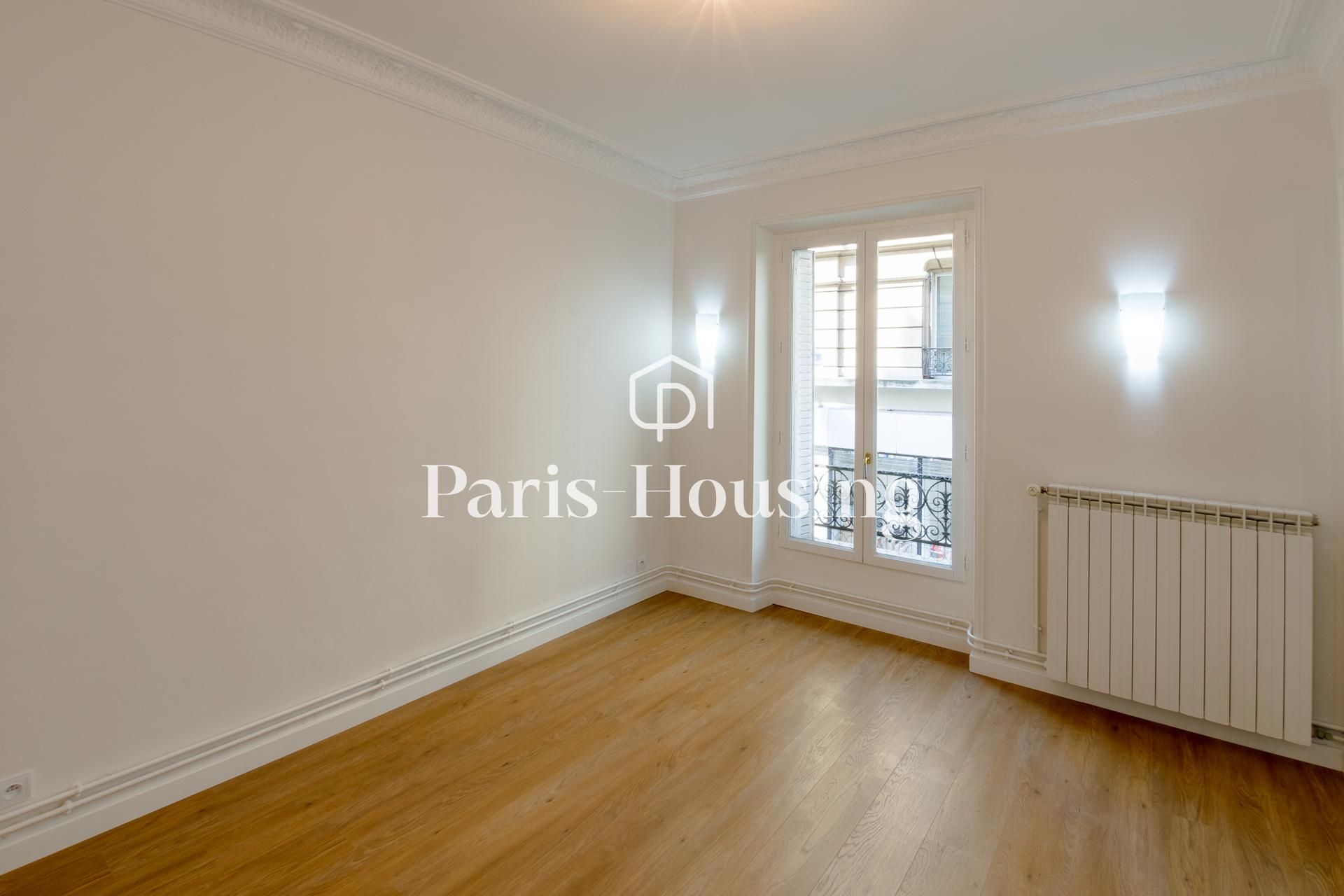 Apartment for rent unfurnished, Paris 10ème, 2 bedrooms, 54.13m2 - Ref: 190256 - Paris-housing - Image 3