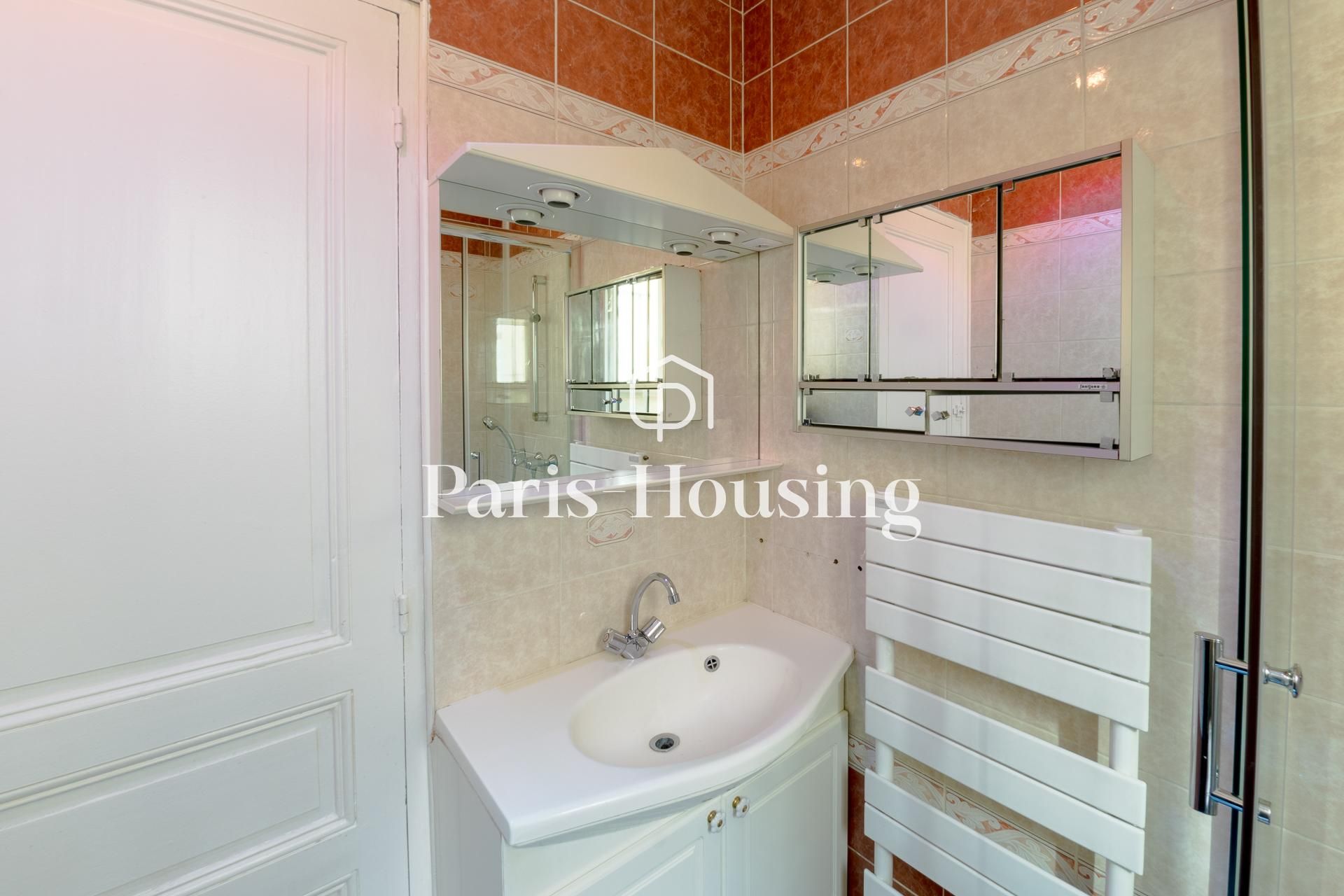 Apartment for rent unfurnished, Paris 10ème, 2 bedrooms, 54.13m2 - Ref: 190256 - Paris-housing - Image 7