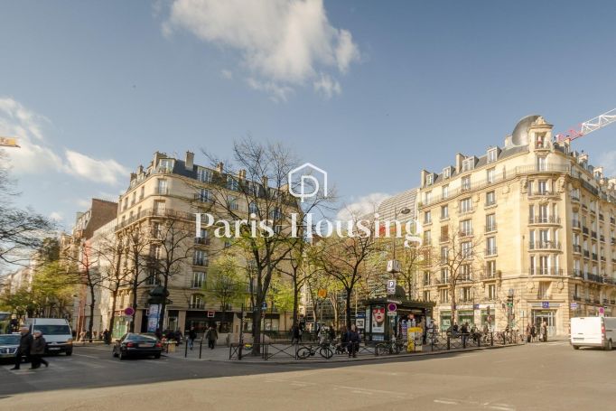 Type: Apartment for rent status: furnished, Paris 15ème, 1 bedroom, 44.52 m² living area