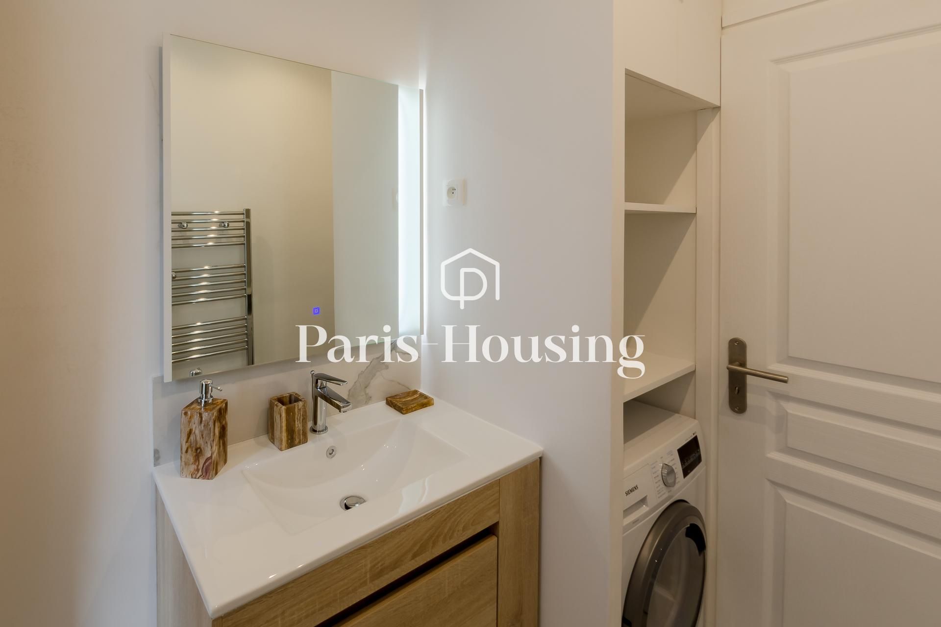 Apartment for rent furnished, Paris 7ème, 2 bedrooms, 68m2 - Ref: 190276 - Paris-housing - Image 11