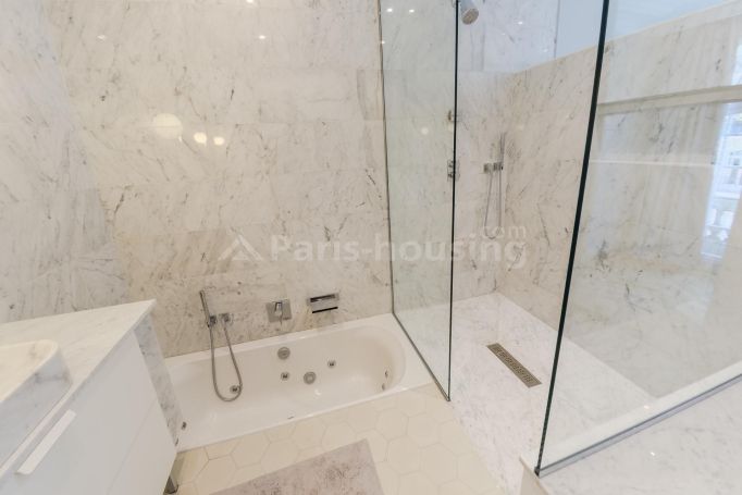 Rue Alfred Roll - Paris 17ème Batignolles-Monceau - Pereire - Malesherbes