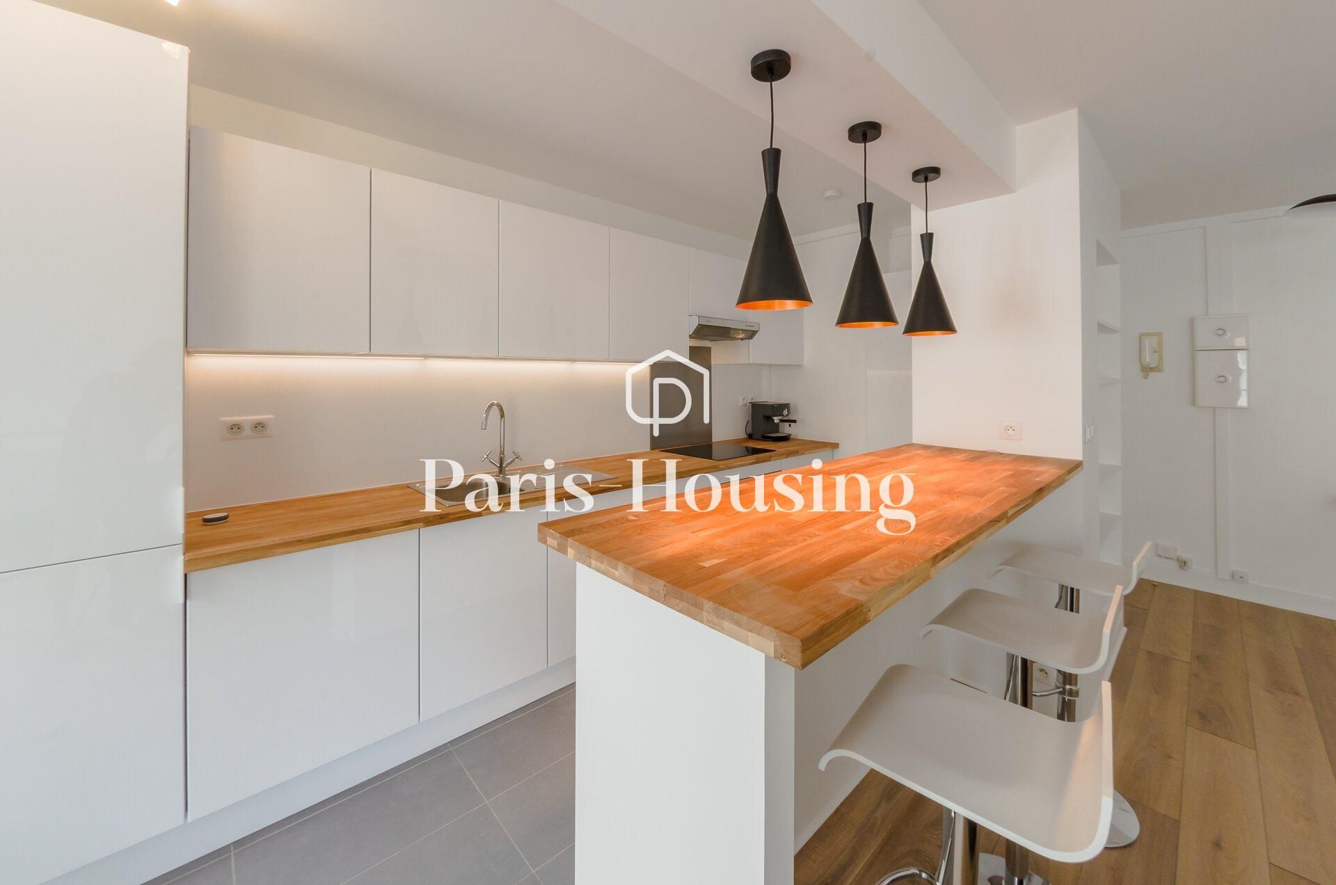 Location appartement meublé, Paris 7ème, 2 pièces, 58m2 - Ref: 190281 - Paris-housing - Image 3