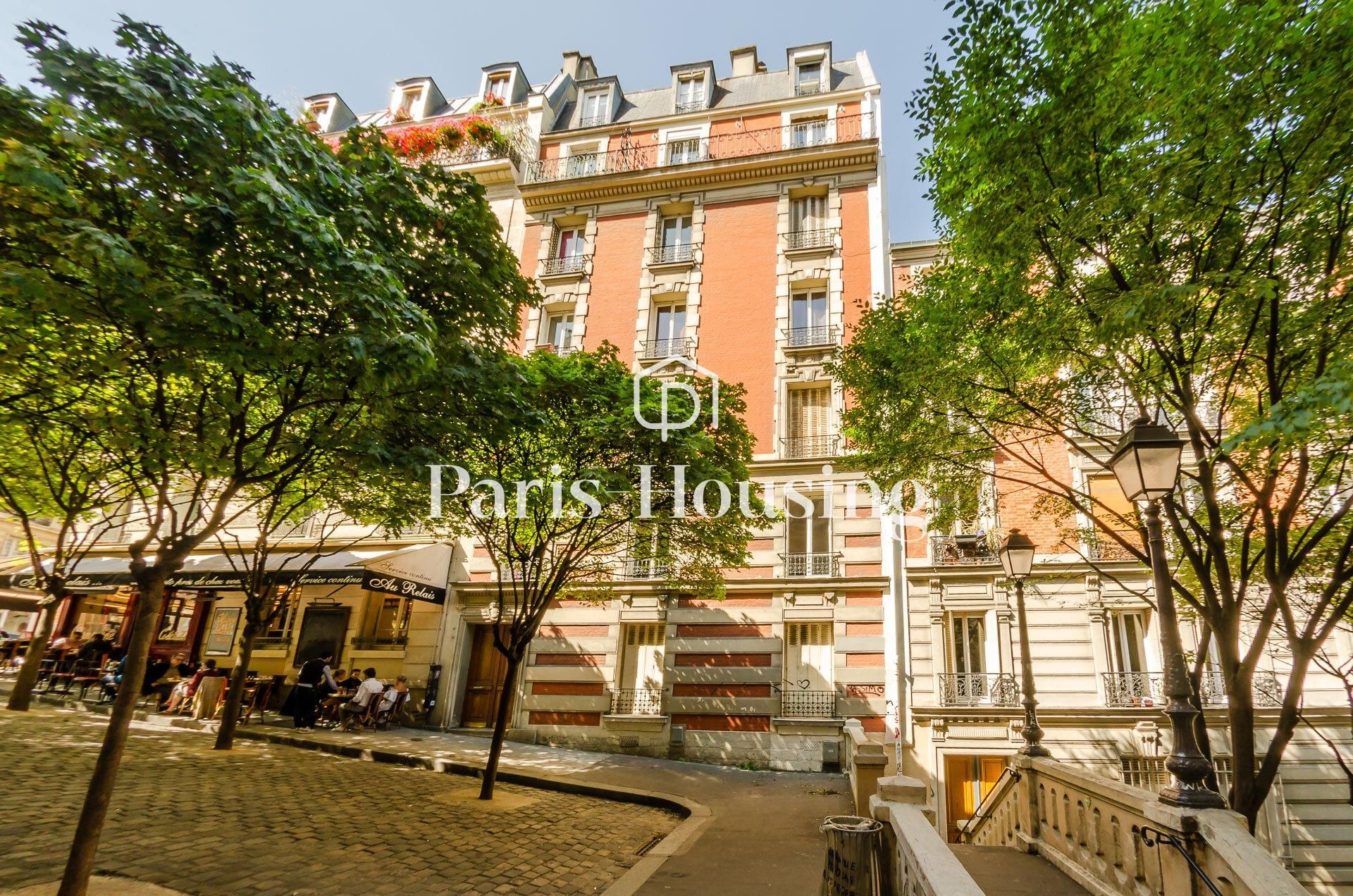 Location appartement meublé, Paris 18ème, 3 pièces, 56m2 - Ref: 190294 - Paris-housing - Image 10