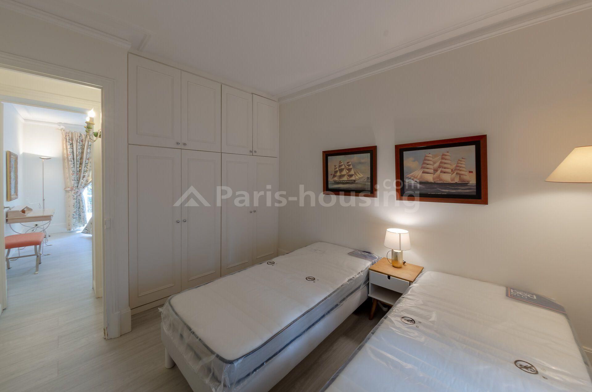 Apartment for rent furnished, Paris 7ème, 2 bedrooms, 69.43m2 - Ref: 190298 - Paris-housing - Image 12