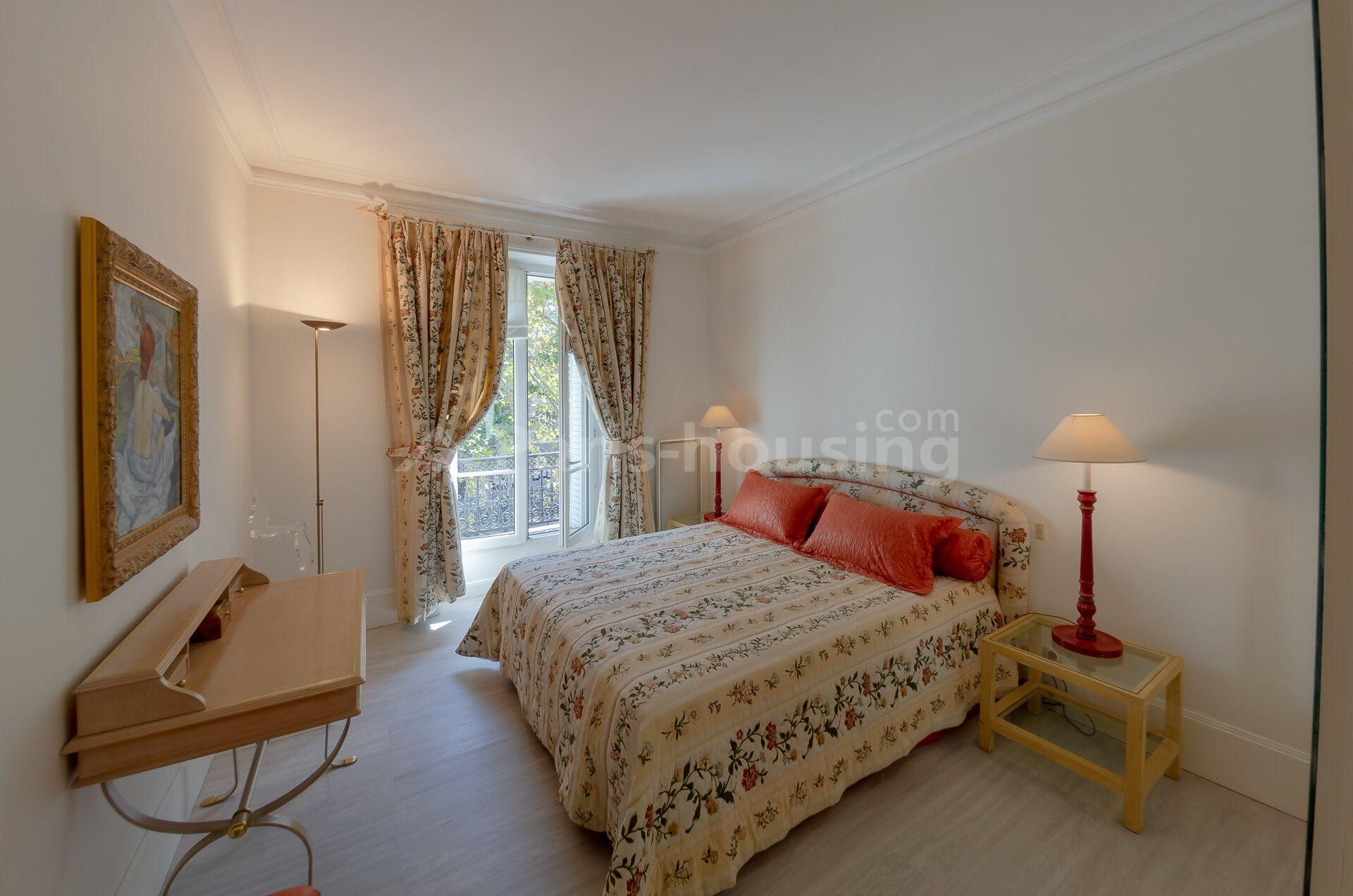 Apartment for rent furnished, Paris 7ème, 2 bedrooms, 69.43m2 - Ref: 190298 - Paris-housing - Image 7