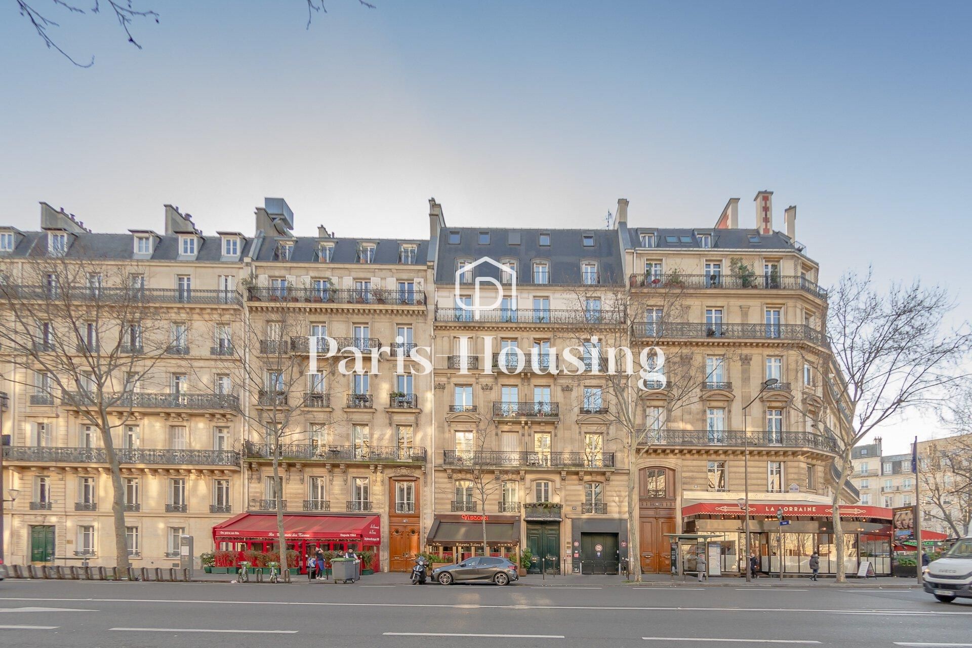 Apartment for rent furnished, Paris 8ème, 3 bedrooms, 136.7m2 - Ref: 200313 - Paris-housing - Image 13