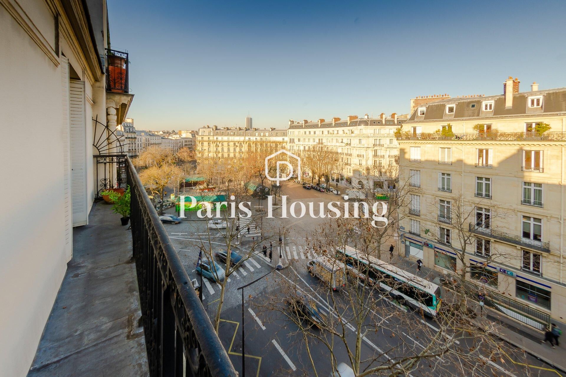 Apartment for rent furnished, Paris 8ème, 3 bedrooms, 136.7m2 - Ref: 200313 - Paris-housing - Image 5