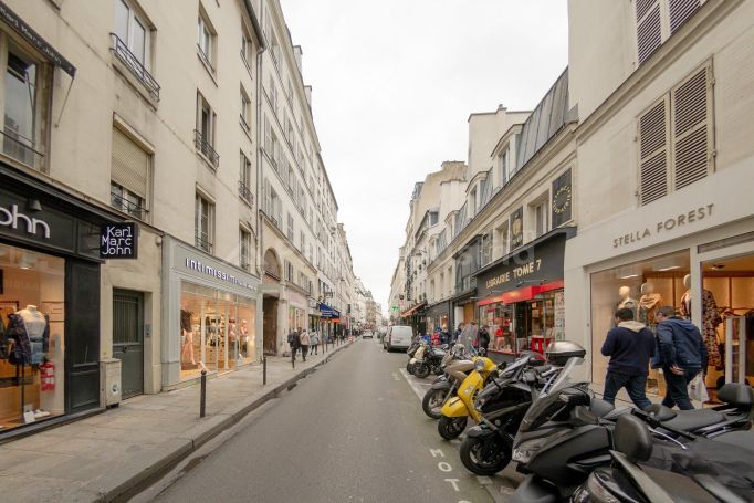 Rue Saint Dominique - Paris 7ème Palais-Bourbon - Ecole Miliaire