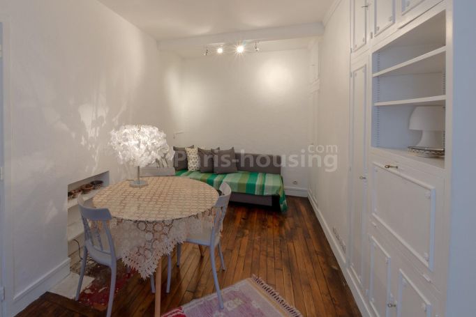 Rue Saint Dominique - Paris 7ème Palais-Bourbon - Ecole Miliaire