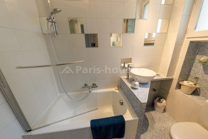 Rue Saint Dominique - Paris 7ème Palais-Bourbon - Ecole Miliaire