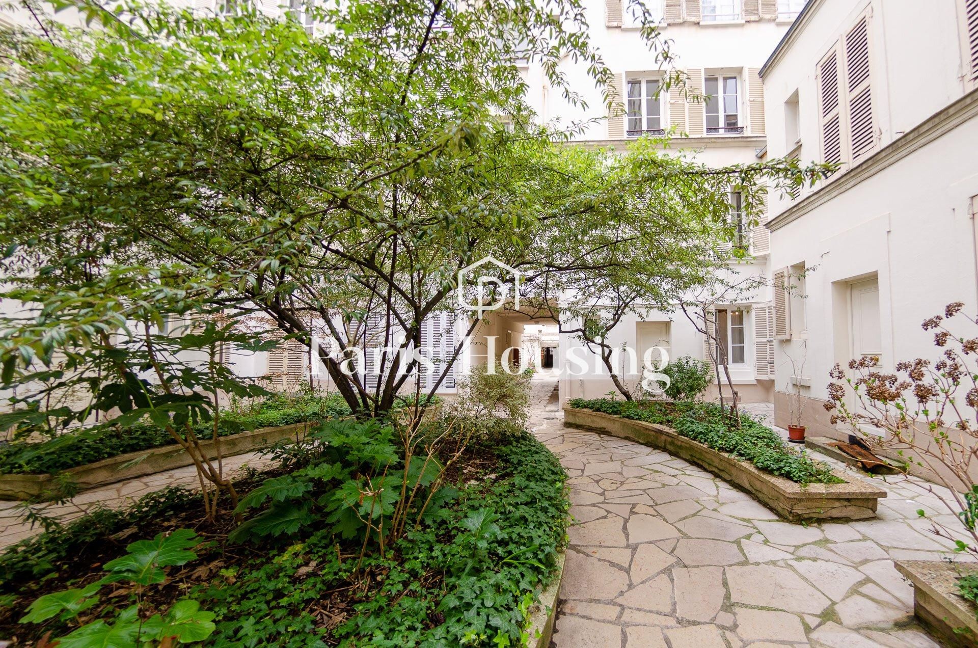 Apartment for rent furnished, Paris 7ème, 1 bedroom, 44.8m2 - Ref: 200319 - Paris-housing - Image 10