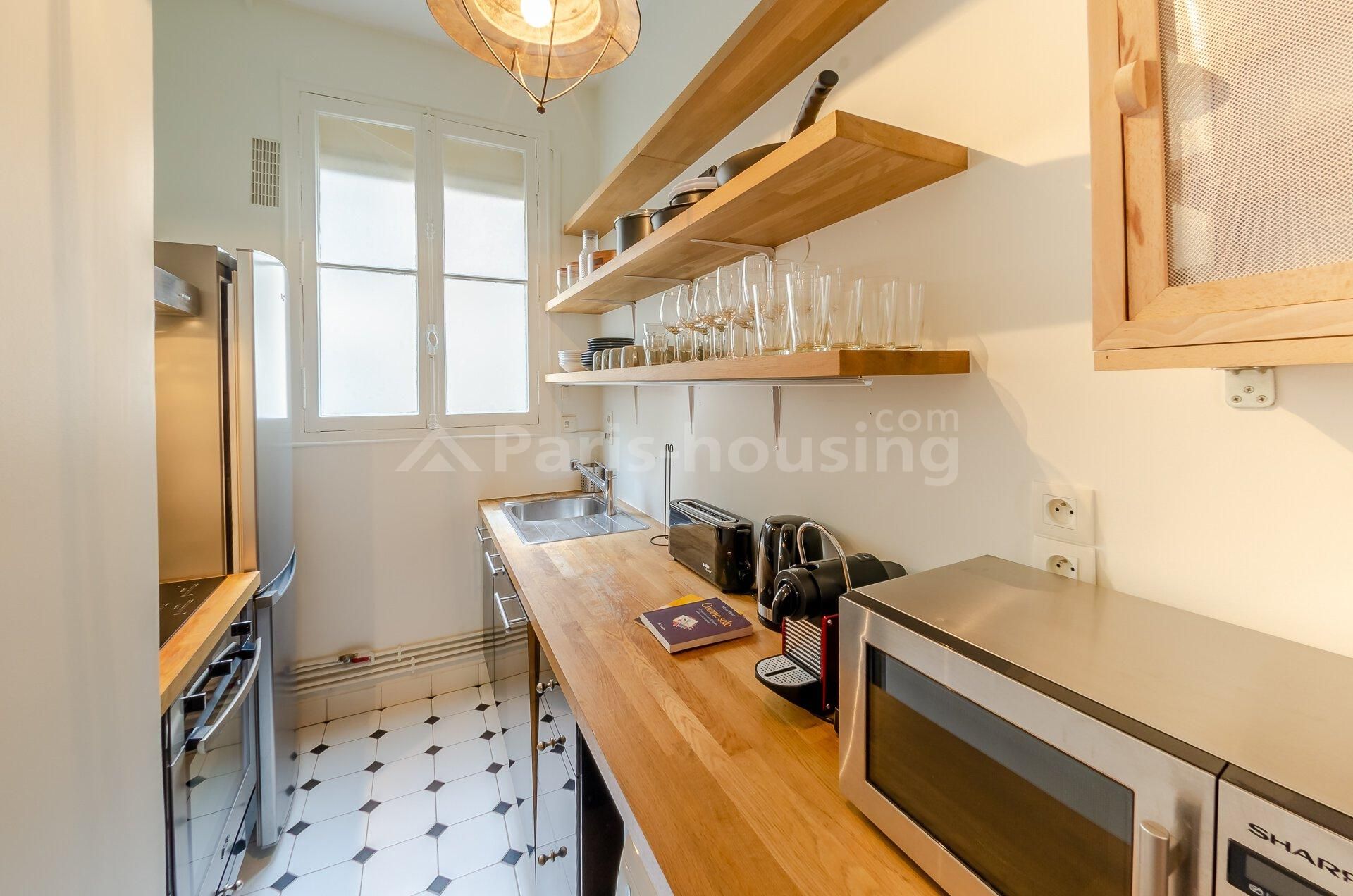 Location appartement meublé, Paris 5ème, 3 pièces, 51.75m2 - Ref: 200334 - Paris-housing - Image 5