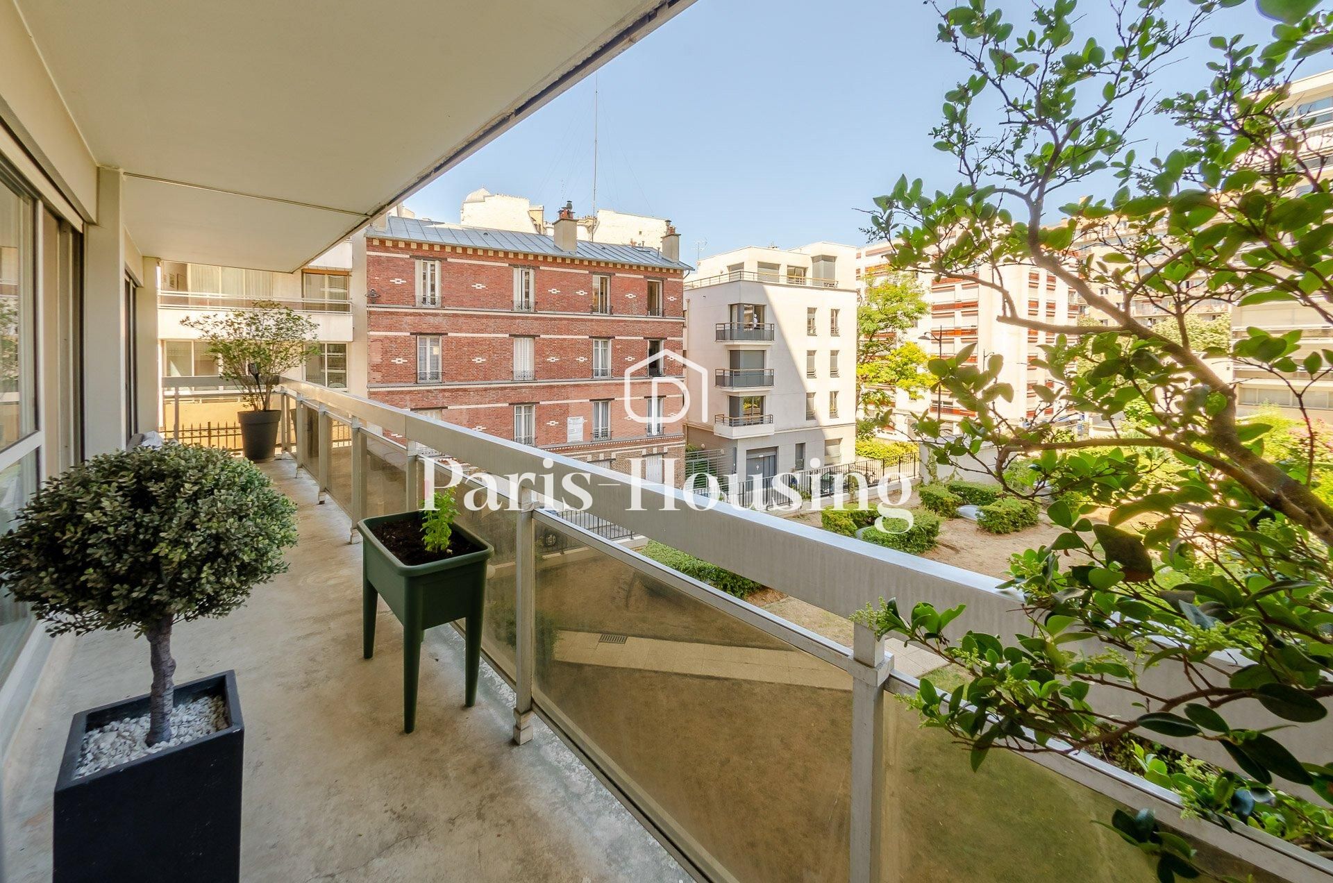 Apartment for rent furnished, Paris 14ème, 2 bedrooms, 62.85m2 - Ref: 200336 - Paris-housing - Image 3