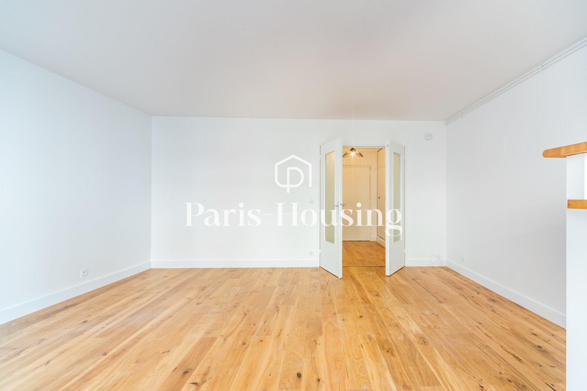 Location studio vide, Paris 20ème, 1 pièce, 40.02m2 - Ref: 200338 - Paris-housing - Image 6