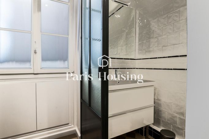 Type: Apartment for rent status: furnished, Paris 15ème, 2 bedrooms, 75.23 m² living area