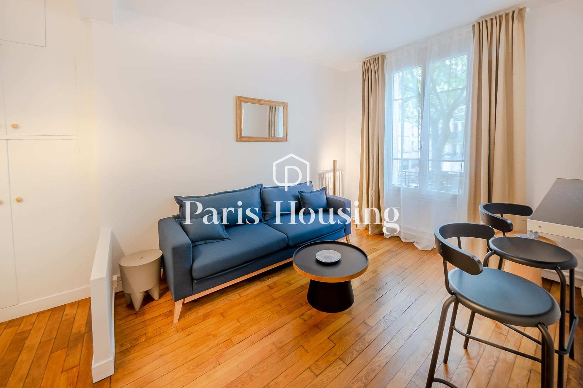 Apartment for rent furnished, Paris 15ème, 1 bedroom, 39.8m2 - Ref: 200344 - Paris-housing - Image 2