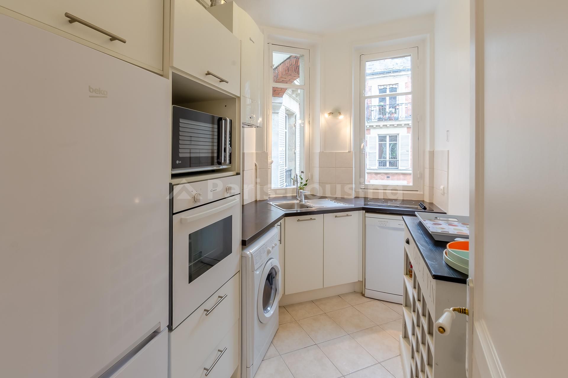 Location appartement meublé, Paris 7ème, 5 pièces, 98.34m2 - Ref: 210362 - Paris-housing - Image 4