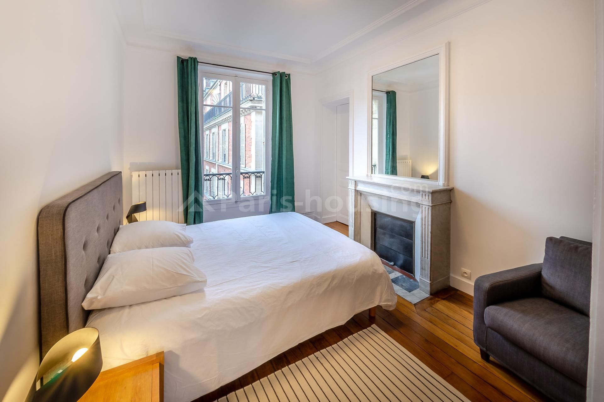 Location appartement meublé, Paris 7ème, 5 pièces, 98.34m2 - Ref: 210362 - Paris-housing - Image 7