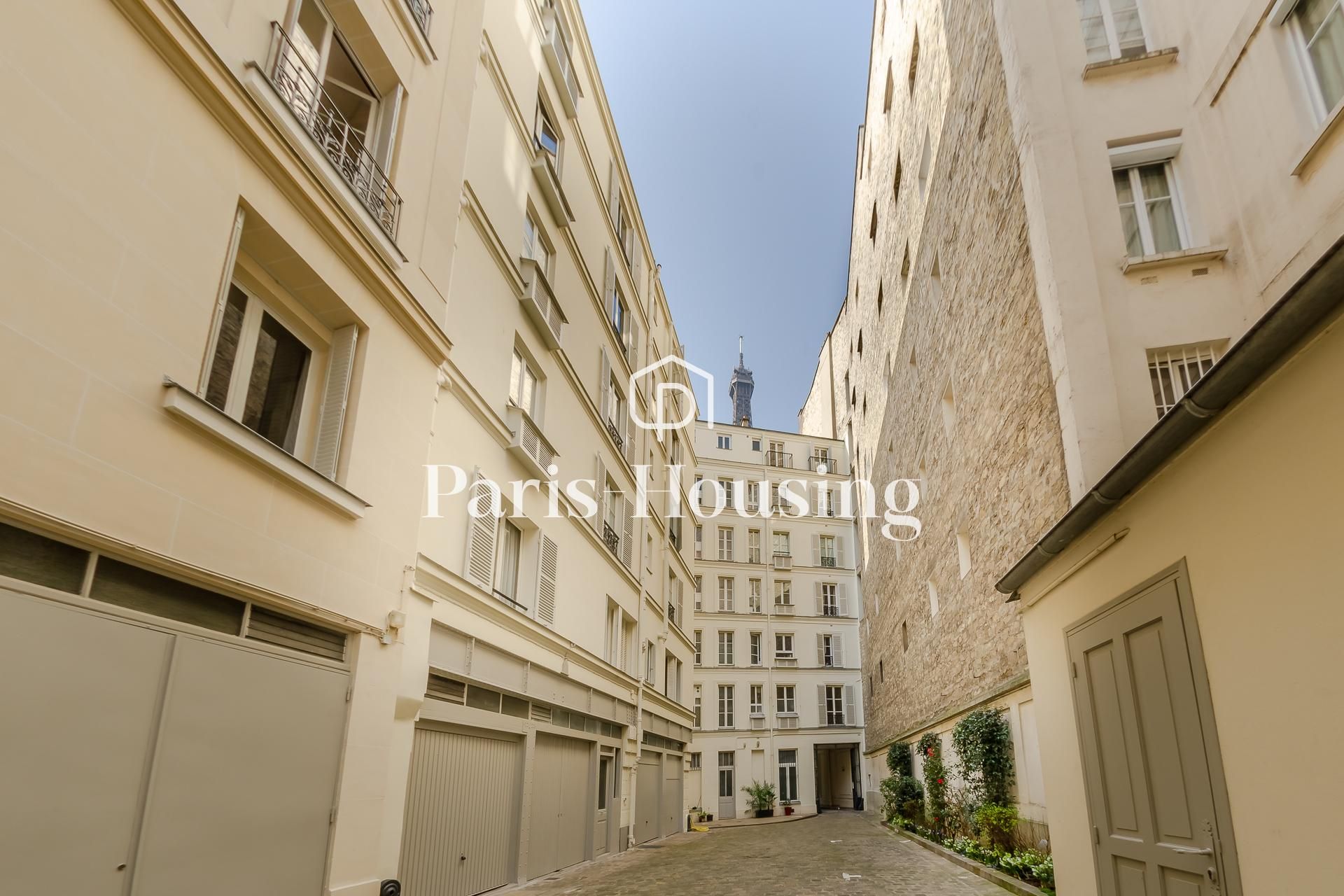 Apartment for rent furnished, Paris 7ème, 2 bedrooms, 75.37m2 - Ref: 210367 - Paris-housing - Image 12