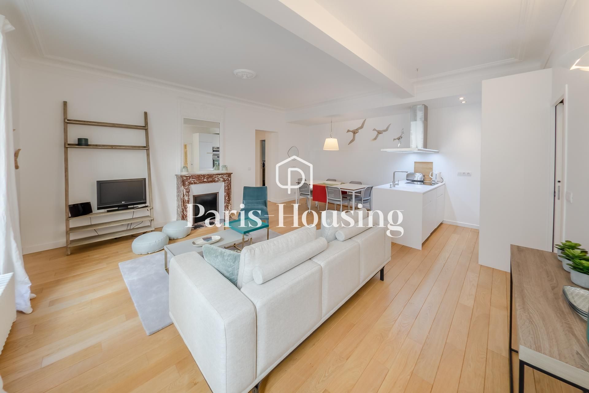 Apartment for rent furnished, Paris 7ème, 2 bedrooms, 75.37m2 - Ref: 210367 - Paris-housing - Image 3