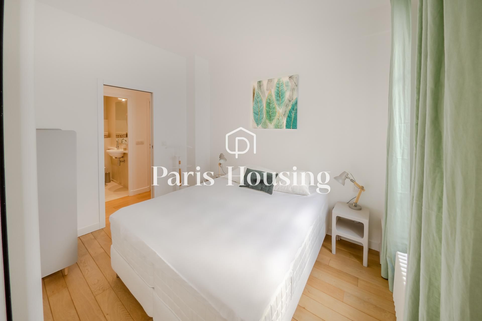 Apartment for rent furnished, Paris 7ème, 2 bedrooms, 75.37m2 - Ref: 210367 - Paris-housing - Image 8