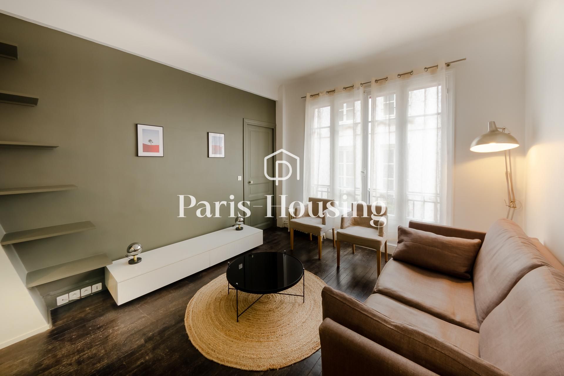 Location appartement meublé, Paris 9ème, 2 pièces, 53.7m2 - Ref: 210371 - Paris-housing - Image 2