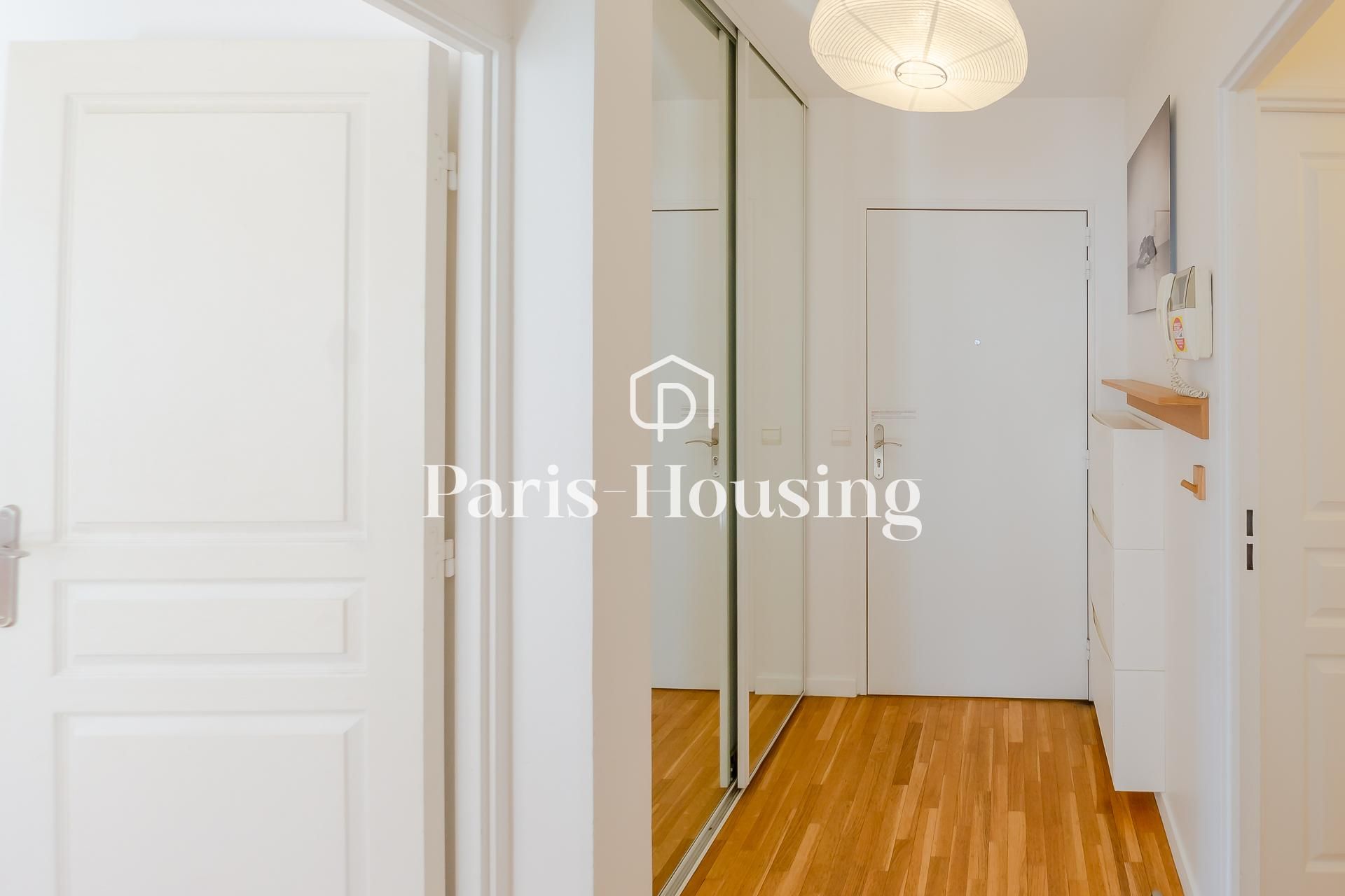 Location appartement meublé, Paris 11ème, 2 pièces, 47.52m2 - Ref: 210376 - Paris-housing - Image 3