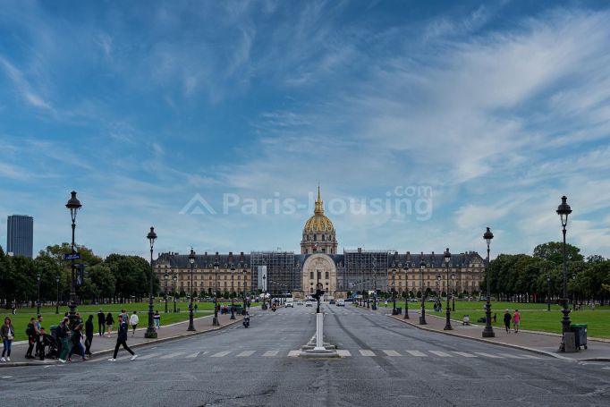 Rue de l'Université - Paris 7ème Palais-Bourbon - Invalides