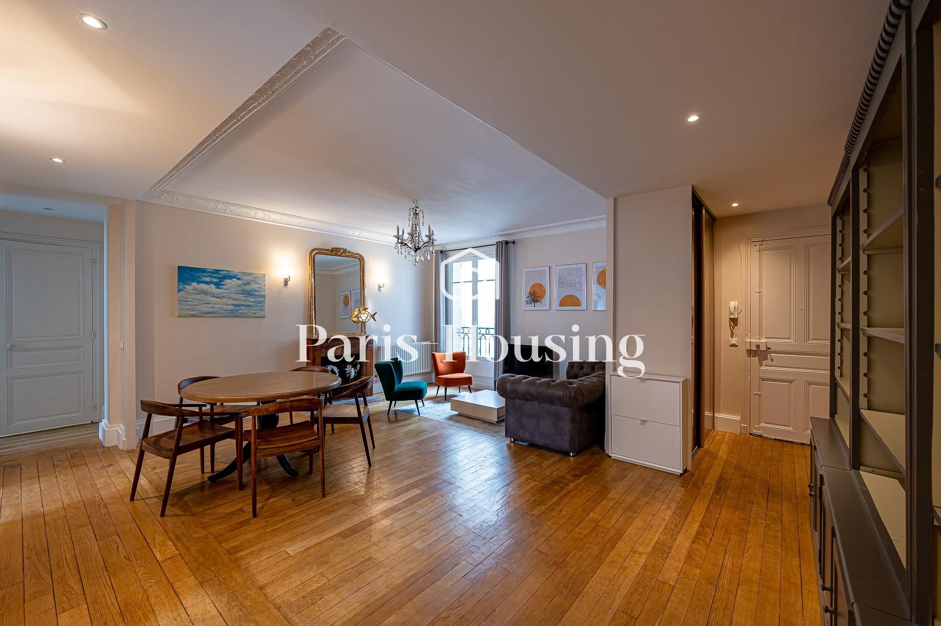 Location appartement meublé, Paris 7ème, 4 pièces, 93.62m2 - Ref: 210381 - Paris-housing - Image 2