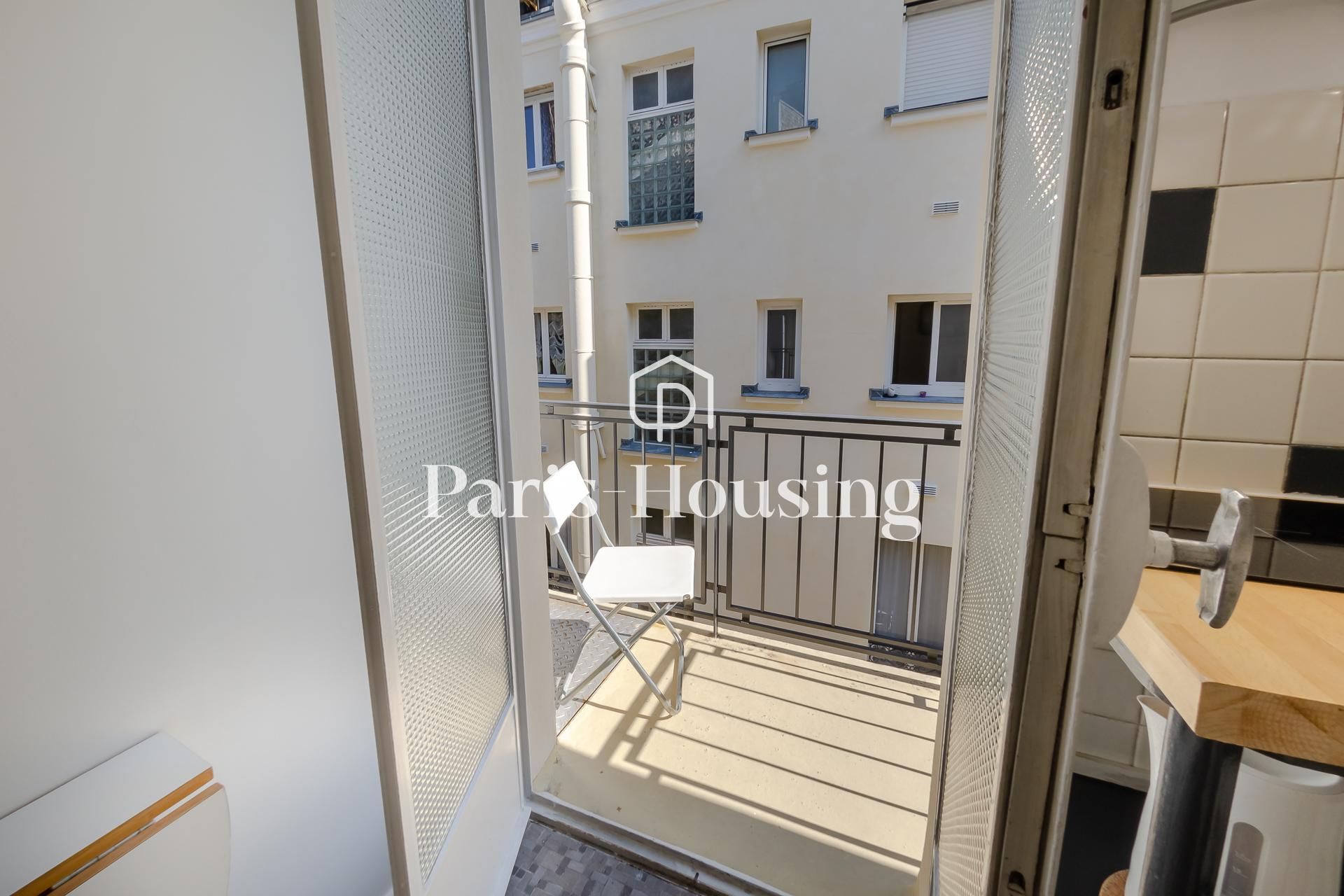 Location studio meublé, Paris 7ème, pièce, 22.42m2 - Ref: 210384 - Paris-housing - Image 6