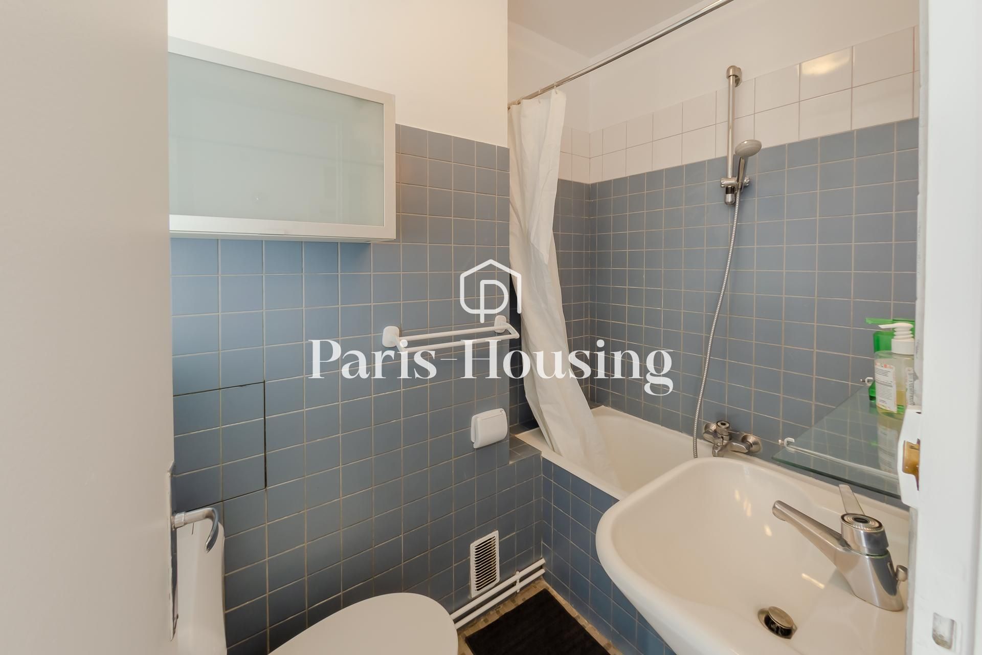 Location studio meublé, Paris 7ème, pièce, 22.42m2 - Ref: 210384 - Paris-housing - Image 7