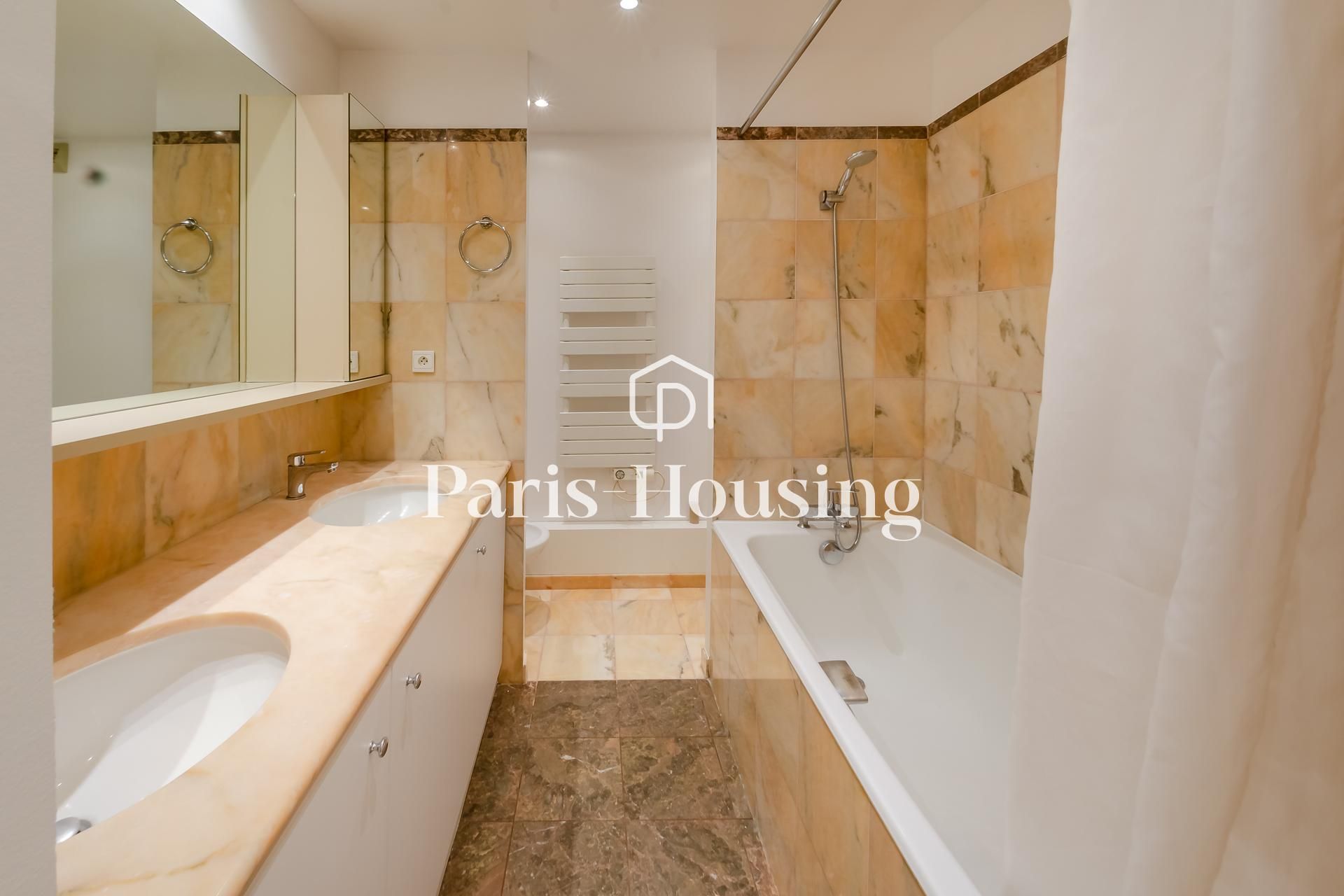 Apartment for rent furnished, Paris 16ème, 2 bedrooms, 94.78m2 - Ref: 210385 - Paris-housing - Image 9