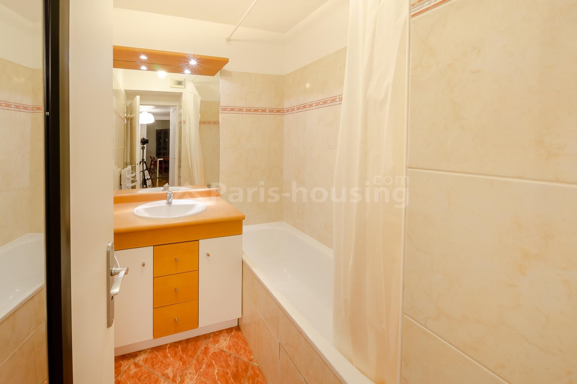 Apartment for rent furnished, Issy les Moulineaux, 1 bedroom, 49.18m2 - Ref: 210386 - Paris-housing - Image 11